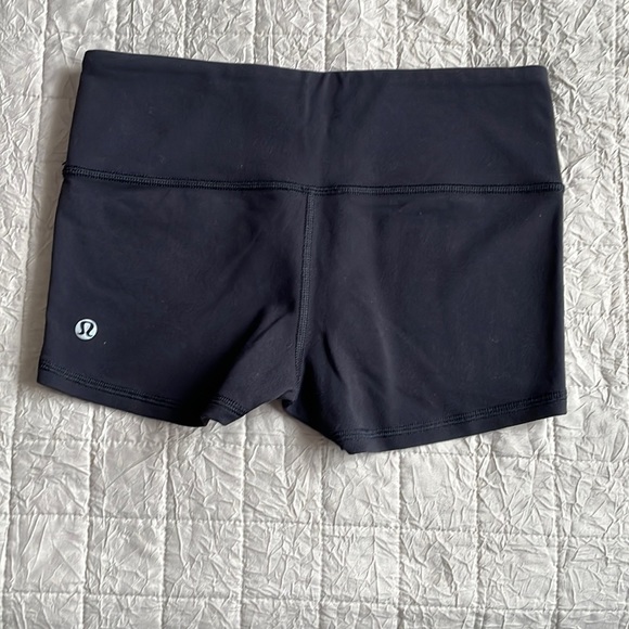 lululemon athletica Pants - LULULEMON SHORTY SHORTS